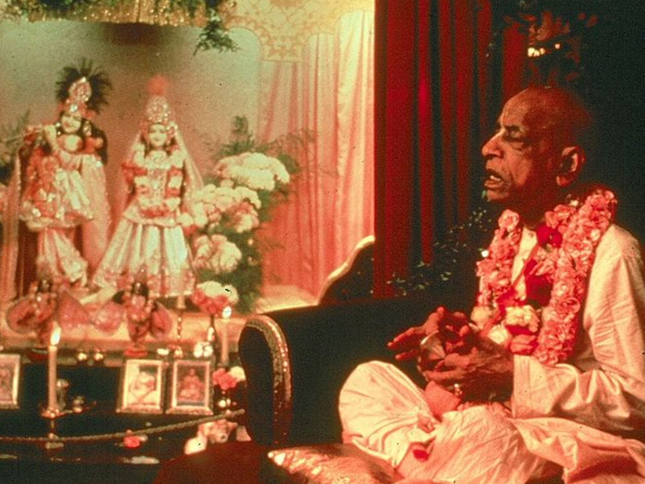 Шрила прабхупада лекции. Шрила прабхупада 1970. Шрила прабхупада лекции. Бхактиведанта свами прабхупада. Свами прабхупада.