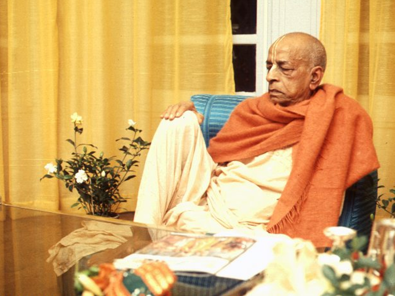 Шрила прабхупада. Кришна, вриндаван, прабхупада. Лекции шрилы. Шримад бхагаватам шрила прабхупада. Шрила прабхупада вриндаван 1975.